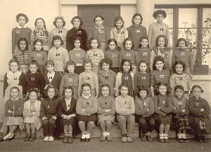 ECOLE JULES RENARD FILLES 1953 XXX N04